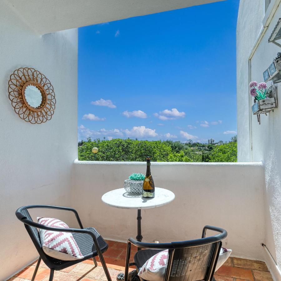 Fabulous Apartment In Beautiful Quinta Do Paraiso Карвоейро Екстериор снимка